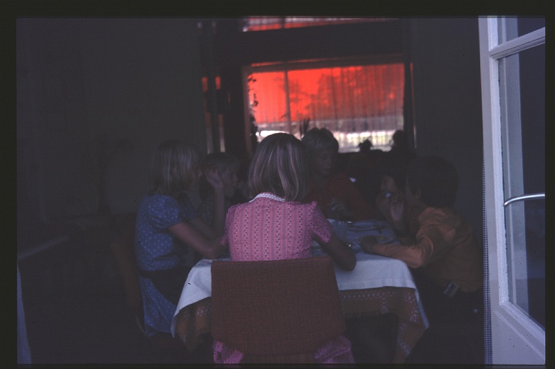 14.Delft aug 1975 Brigitte,Marion,Marius,Peter,San,Peter.JPG